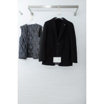 프라다 남자 패딩