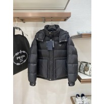 프라다 남자 패딩