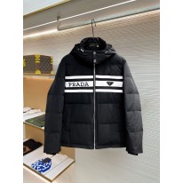 프라다 남자 패딩