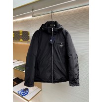 프라다 남자 패딩