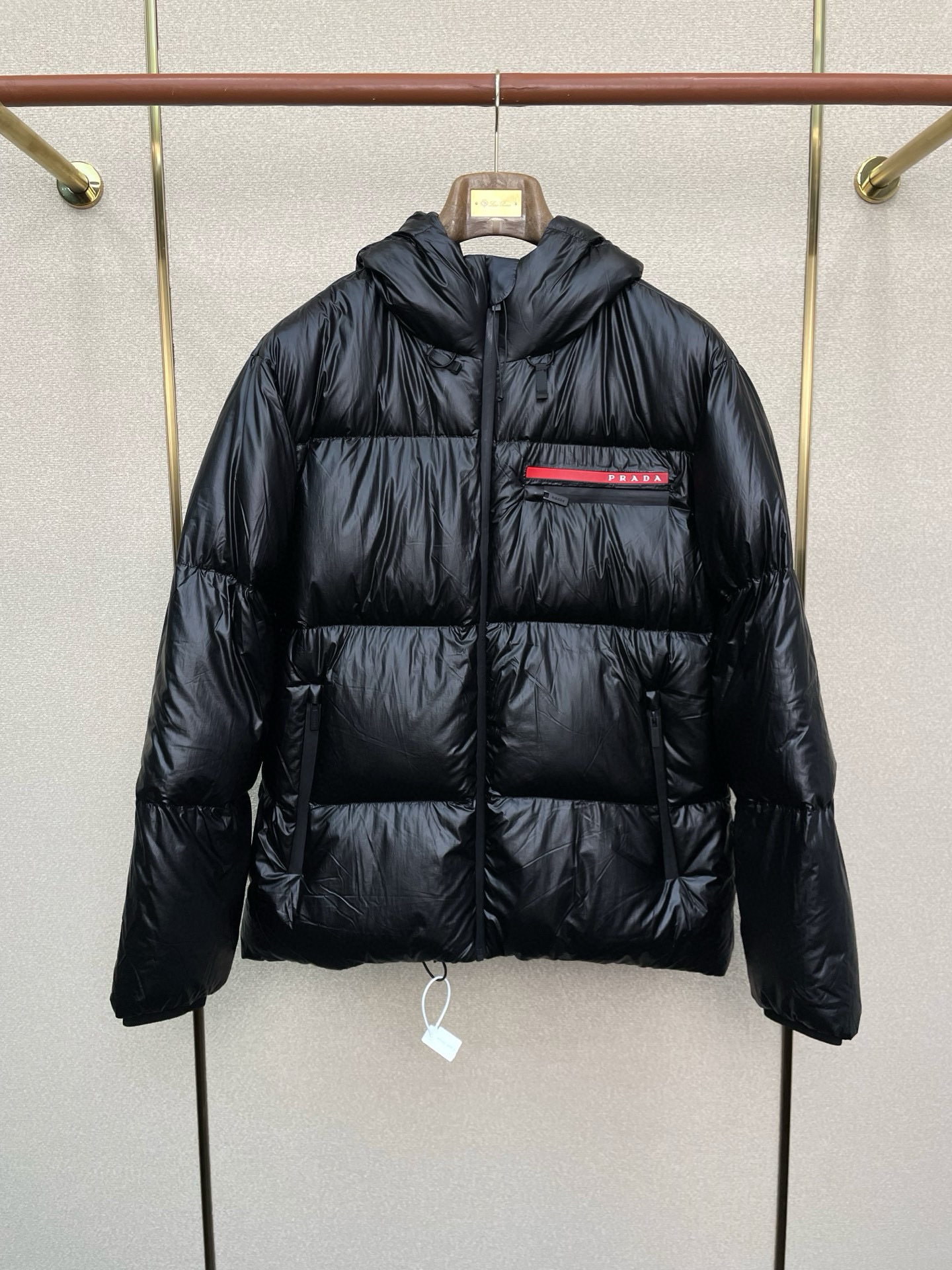 프라다 남자 패딩