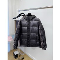 프라다 남자 패딩
