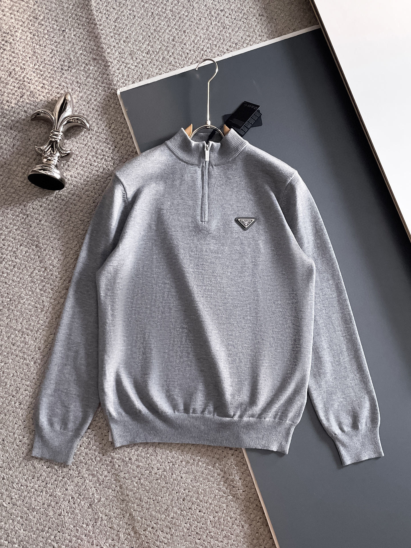 프라다 남자 양모 니트