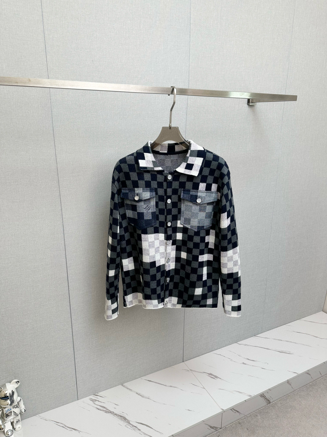 루이비통 남자 양모 가디건