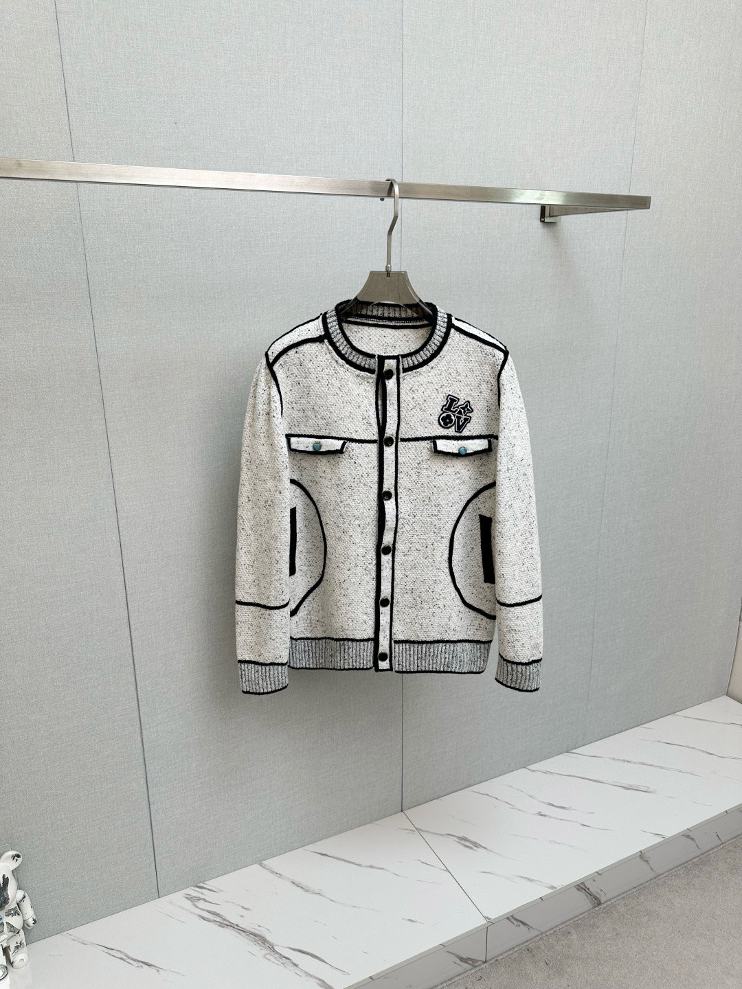 루이비통 남자 양모 가디건