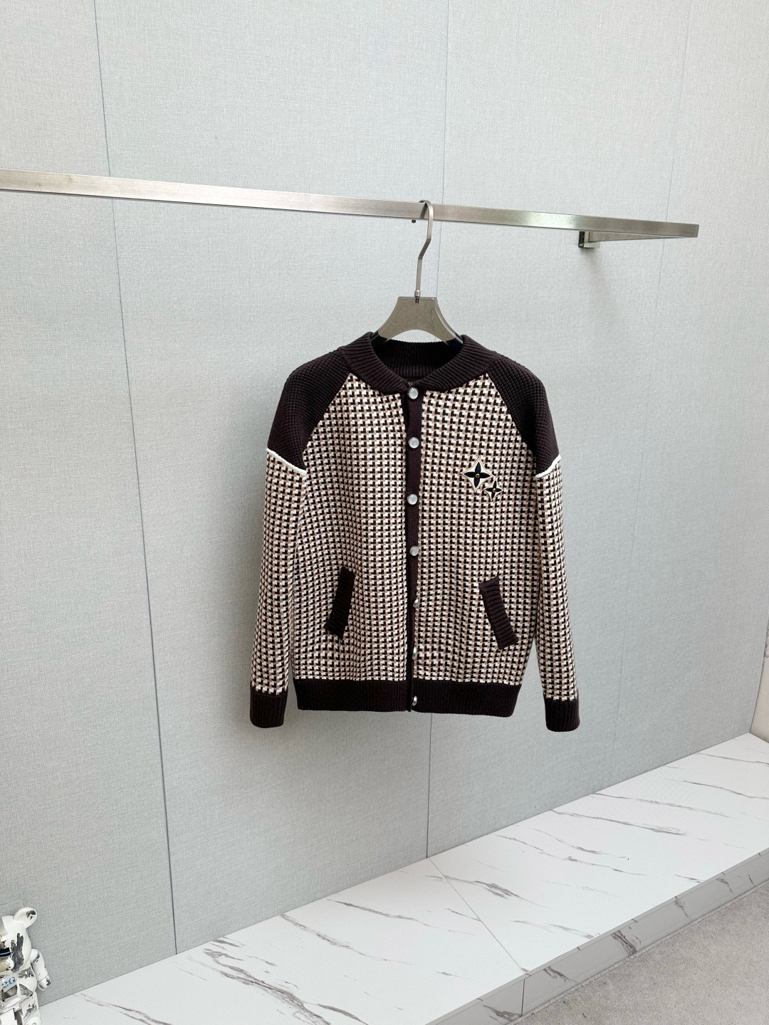 루이비통 남자 양모 가디건