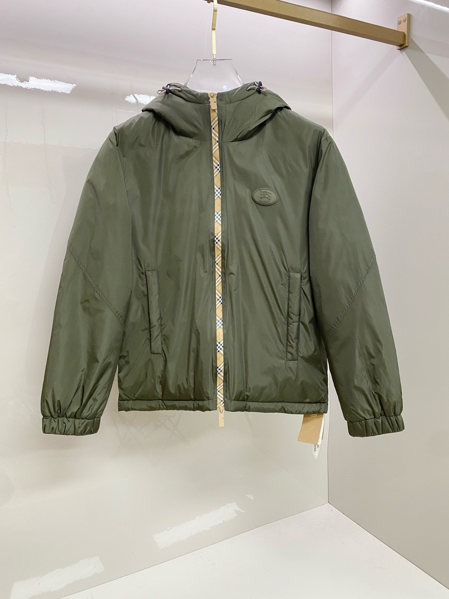 버버리 남자 패딩