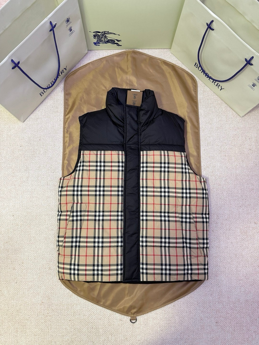 버버리 남자 조끼