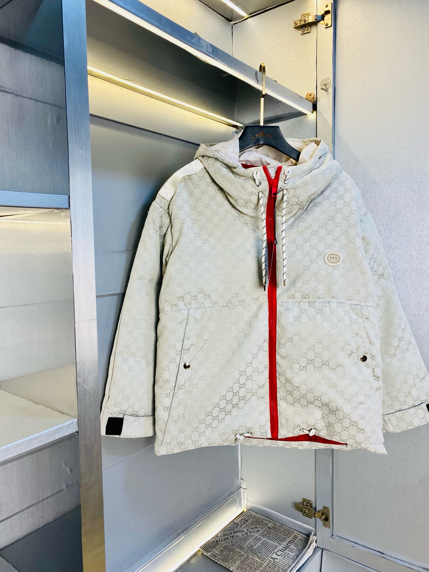 구찌 남자 패딩 2컬러