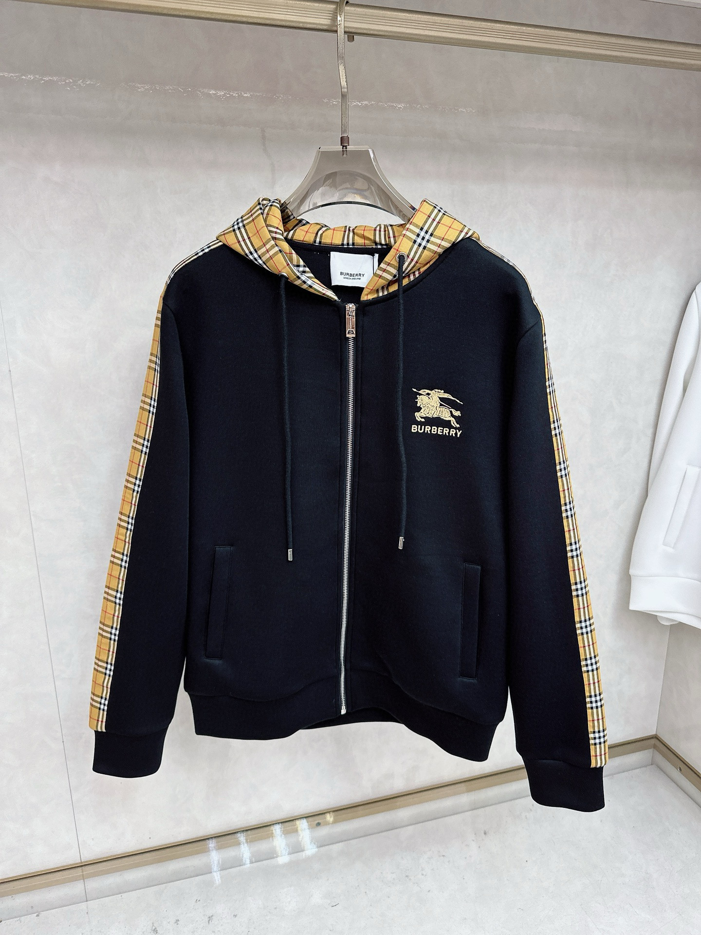 버버리 남자 맨투맨 후드티