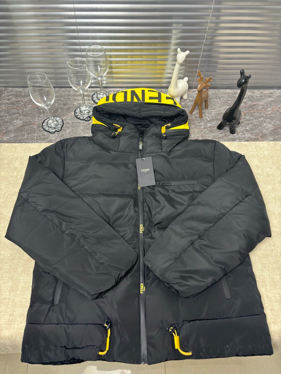 펜디 남자 패딩