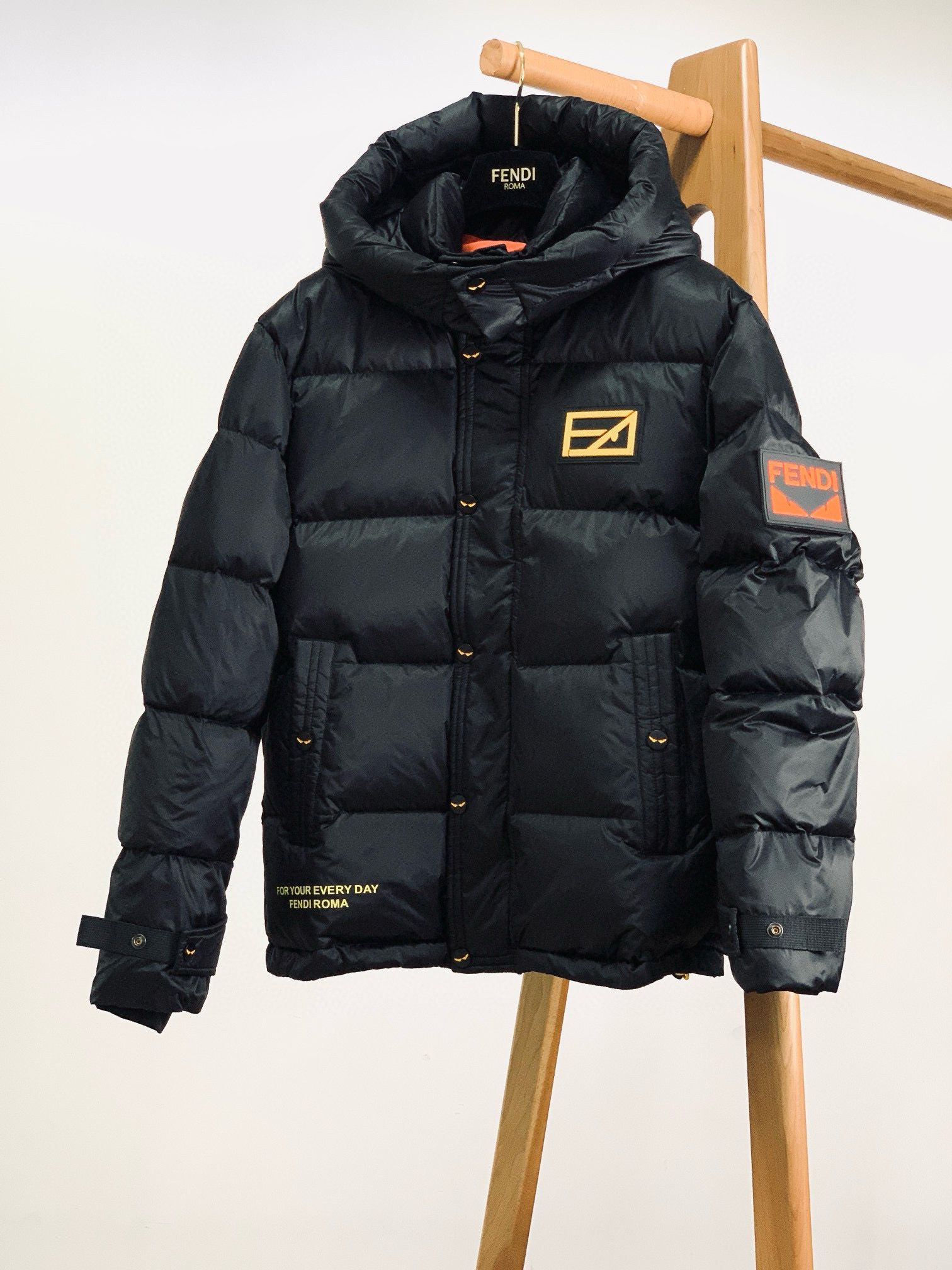 펜디 남자 패딩