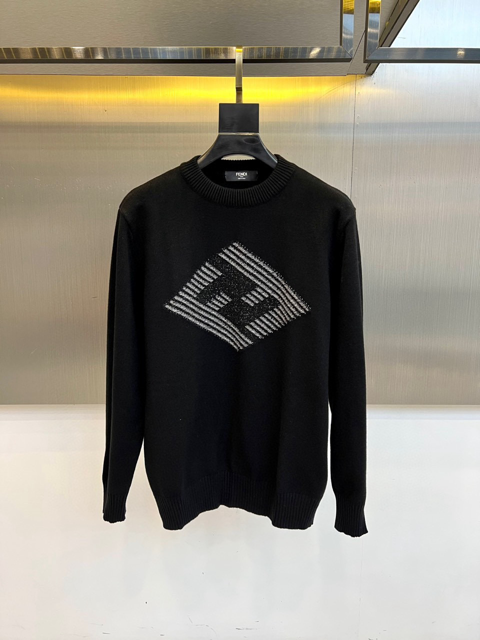 펜디 남자 니트