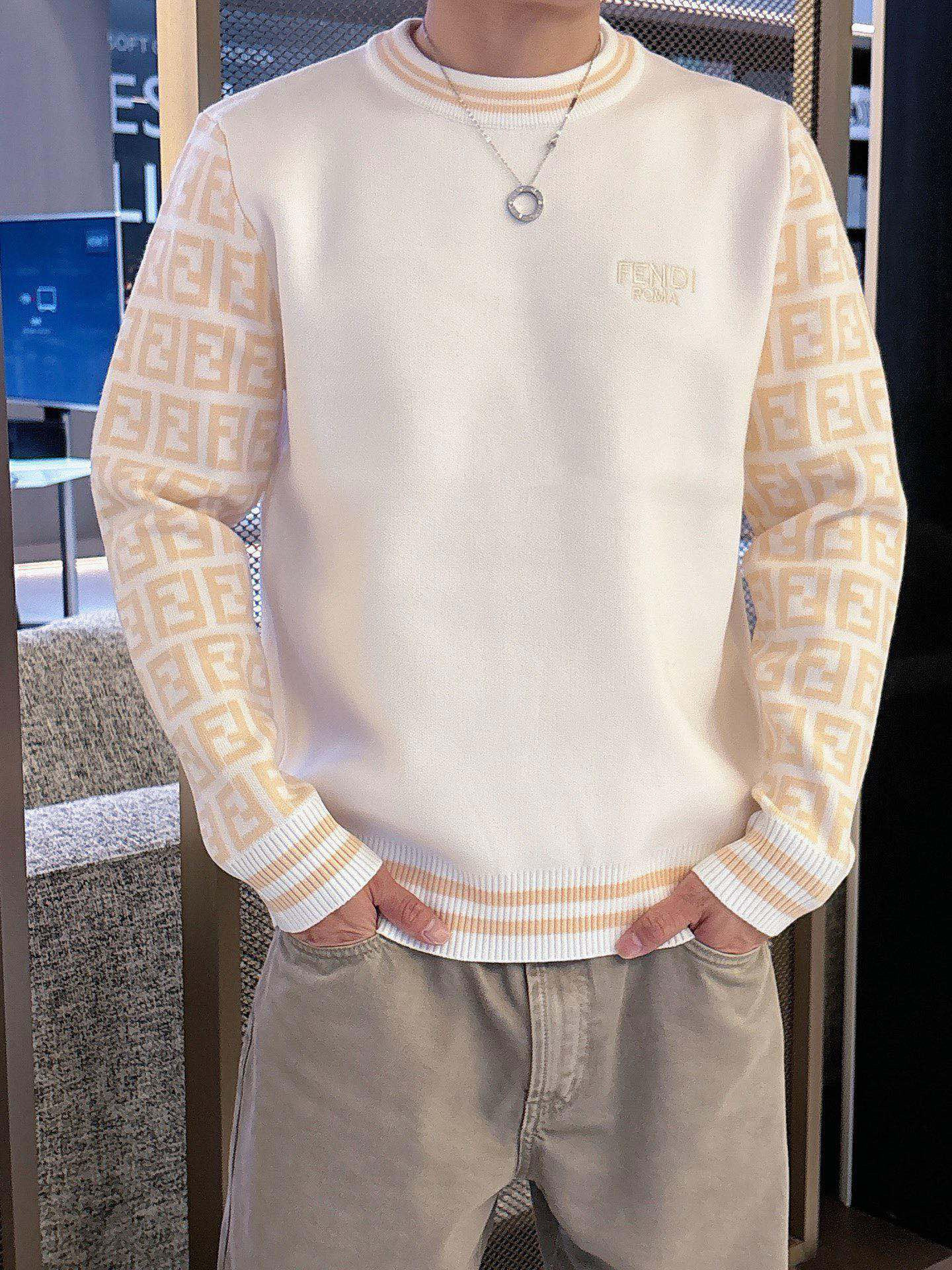 펜디 남자 니트