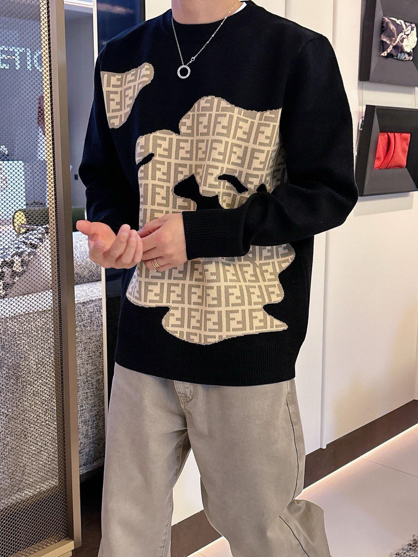 펜디 남자 니트