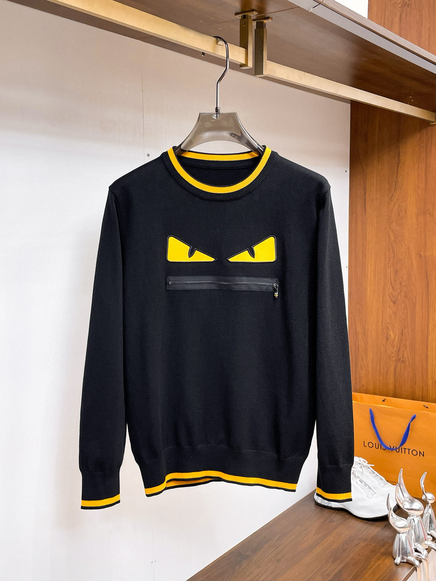 펜디 남자 니트