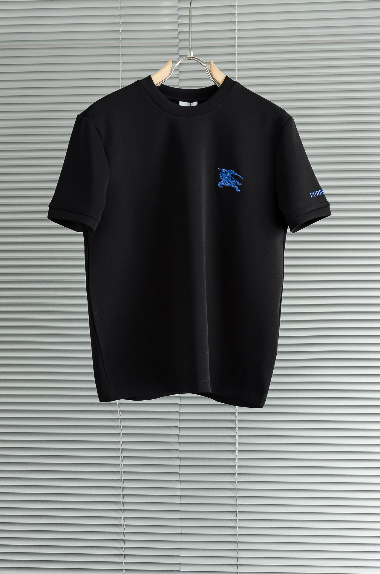 버버리 남자 반팔티