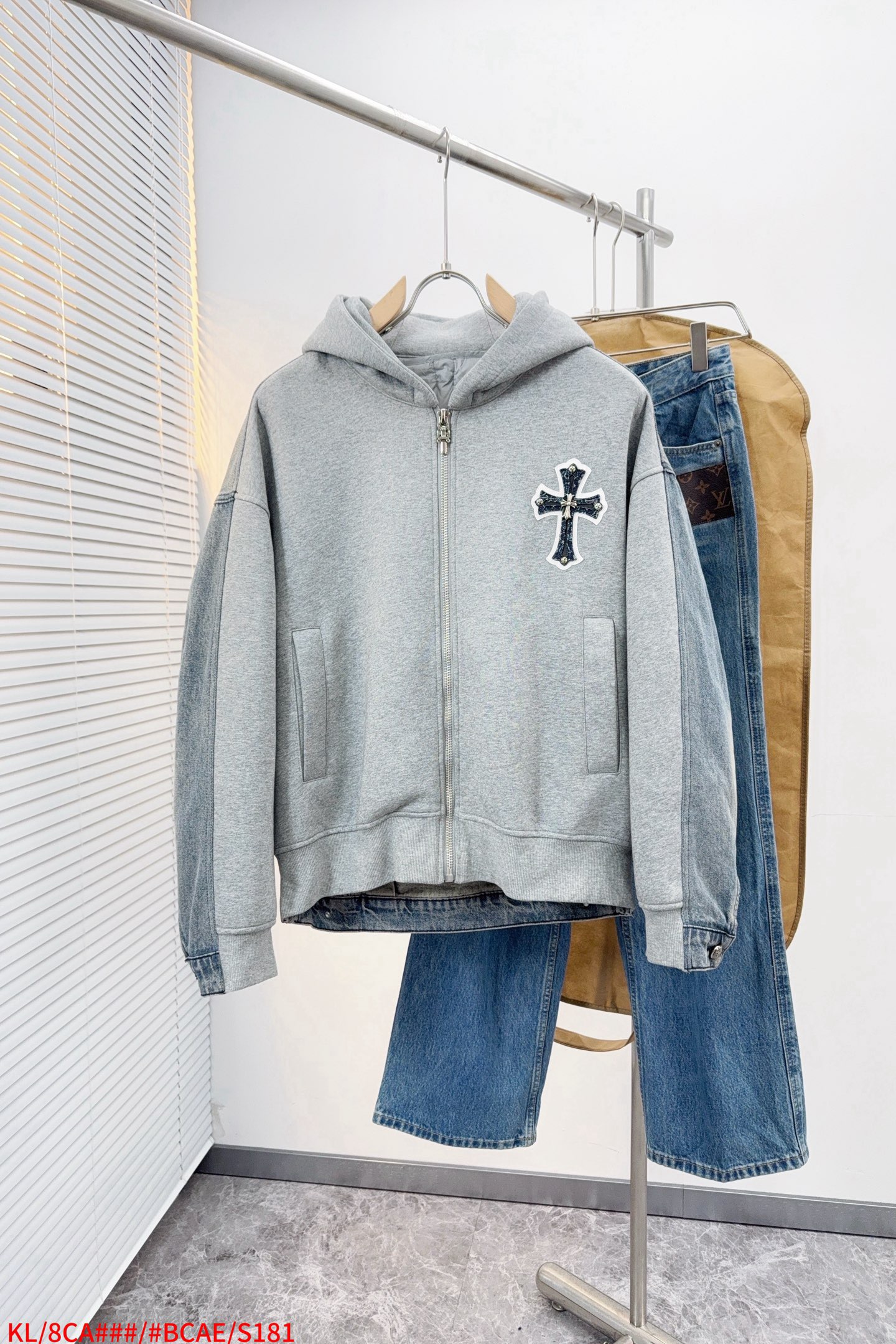 크롬하츠 남자 패딩