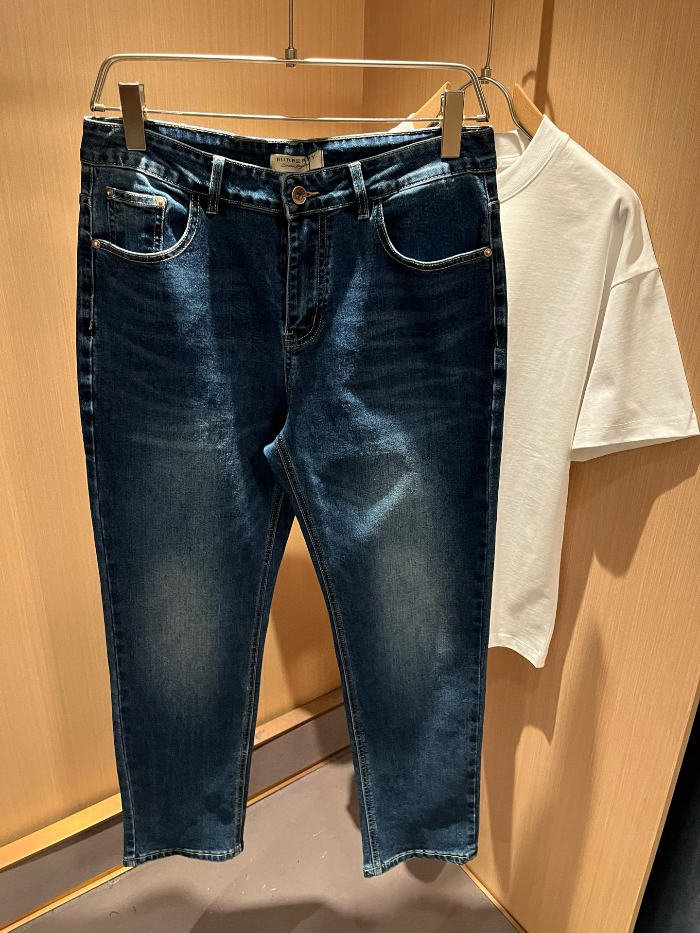 버버리 남자 청바지