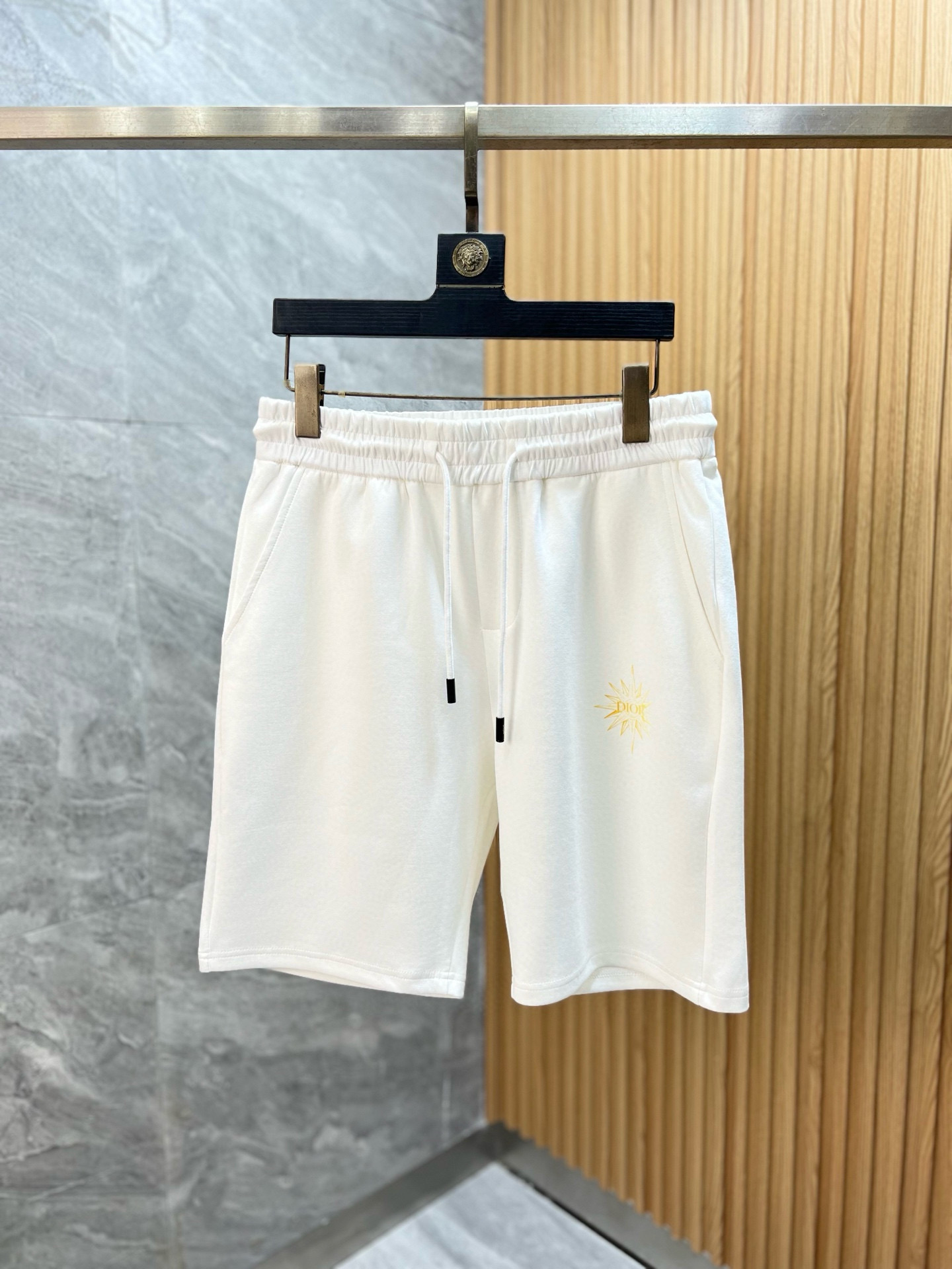 디올  남자 반바지