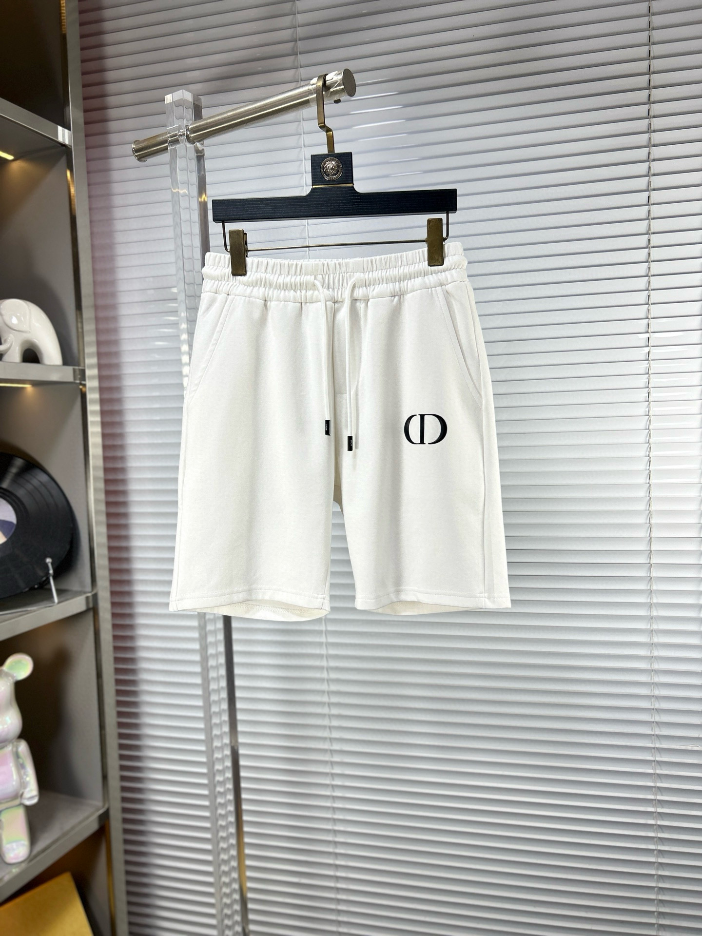 디올 남자 반바지