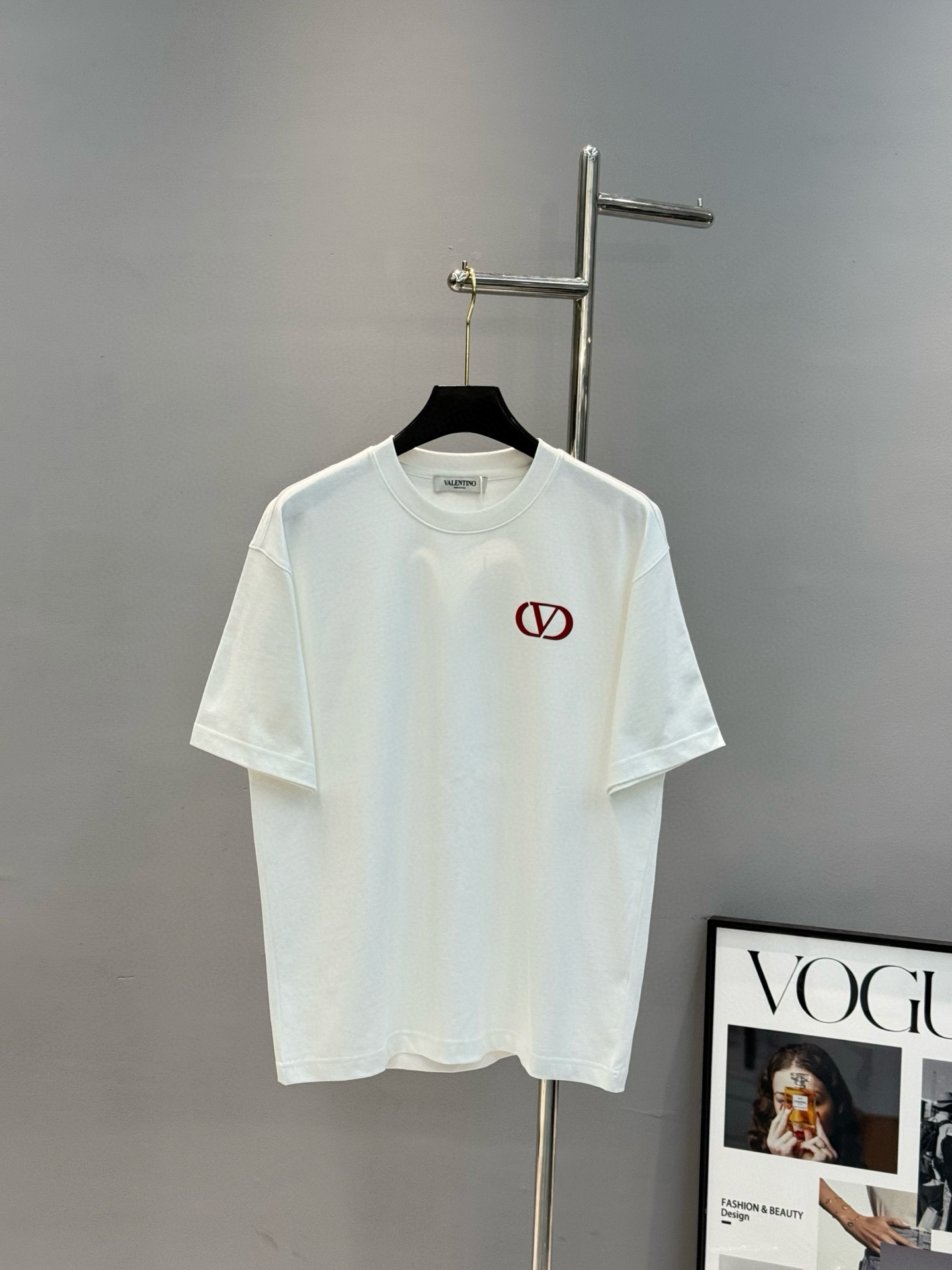 발렌티노 남자 반팔티