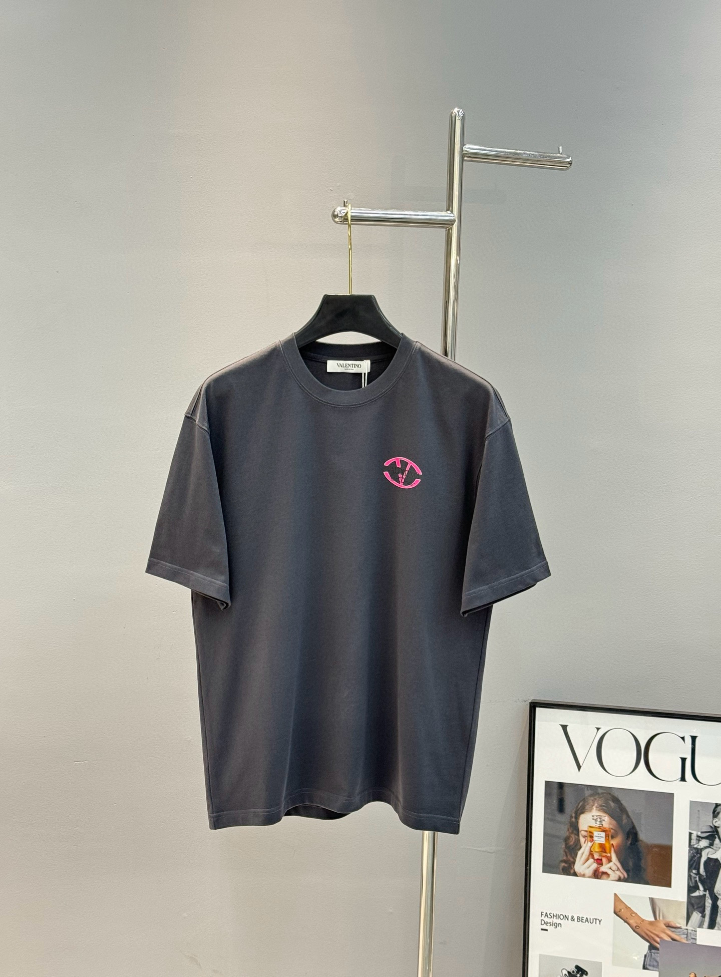 발렌티노 남자 반팔티