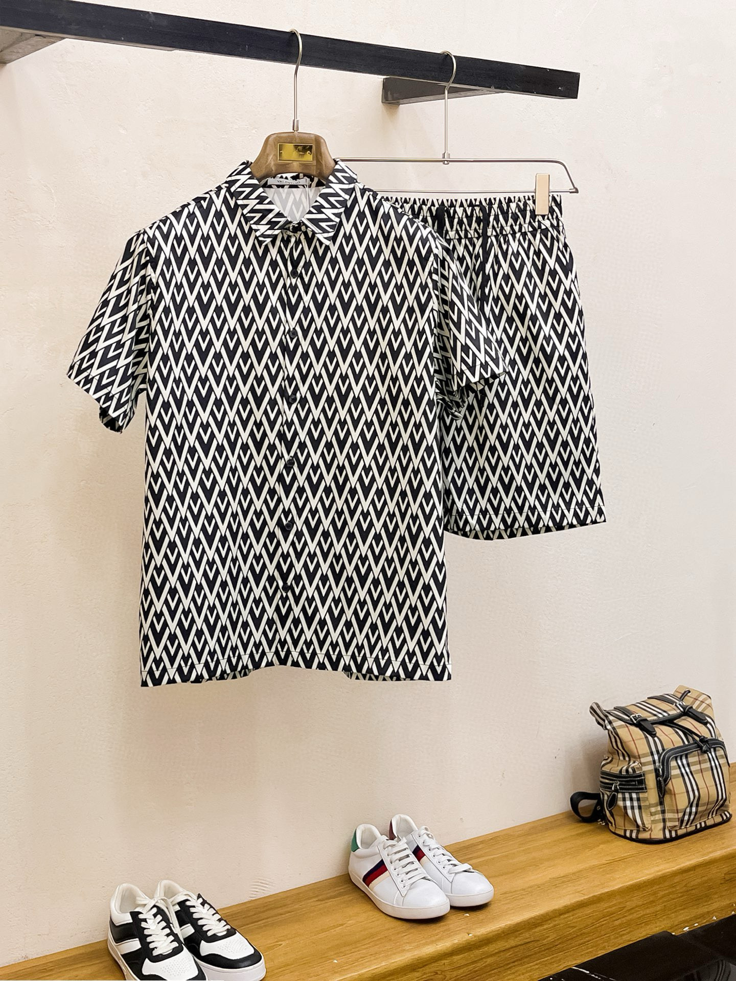 발렌티노 남자 세트