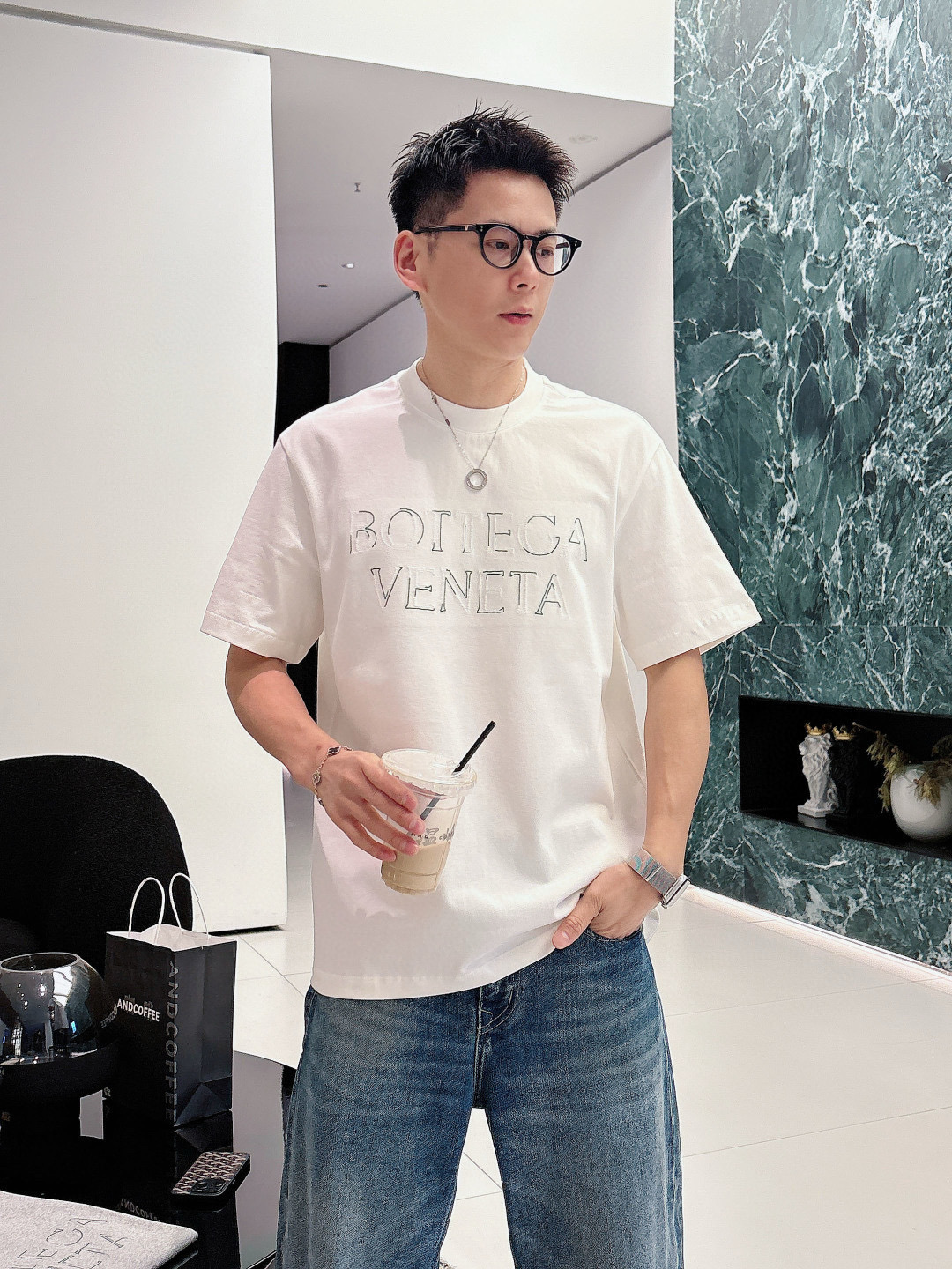 보테가베네타 남자 반팔티