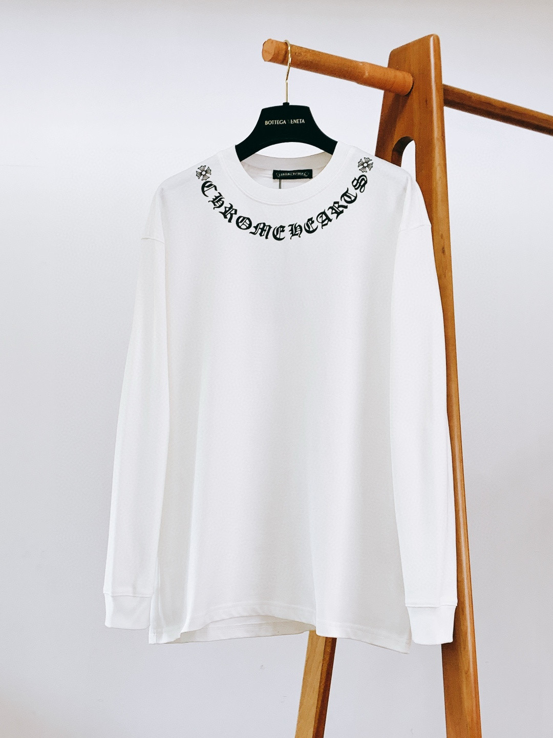 크롬하츠 남자 맨투맨