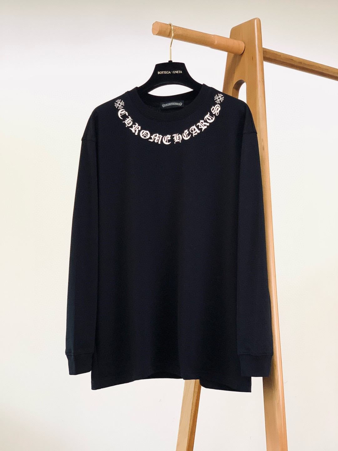 크롬하츠 남자 맨투맨