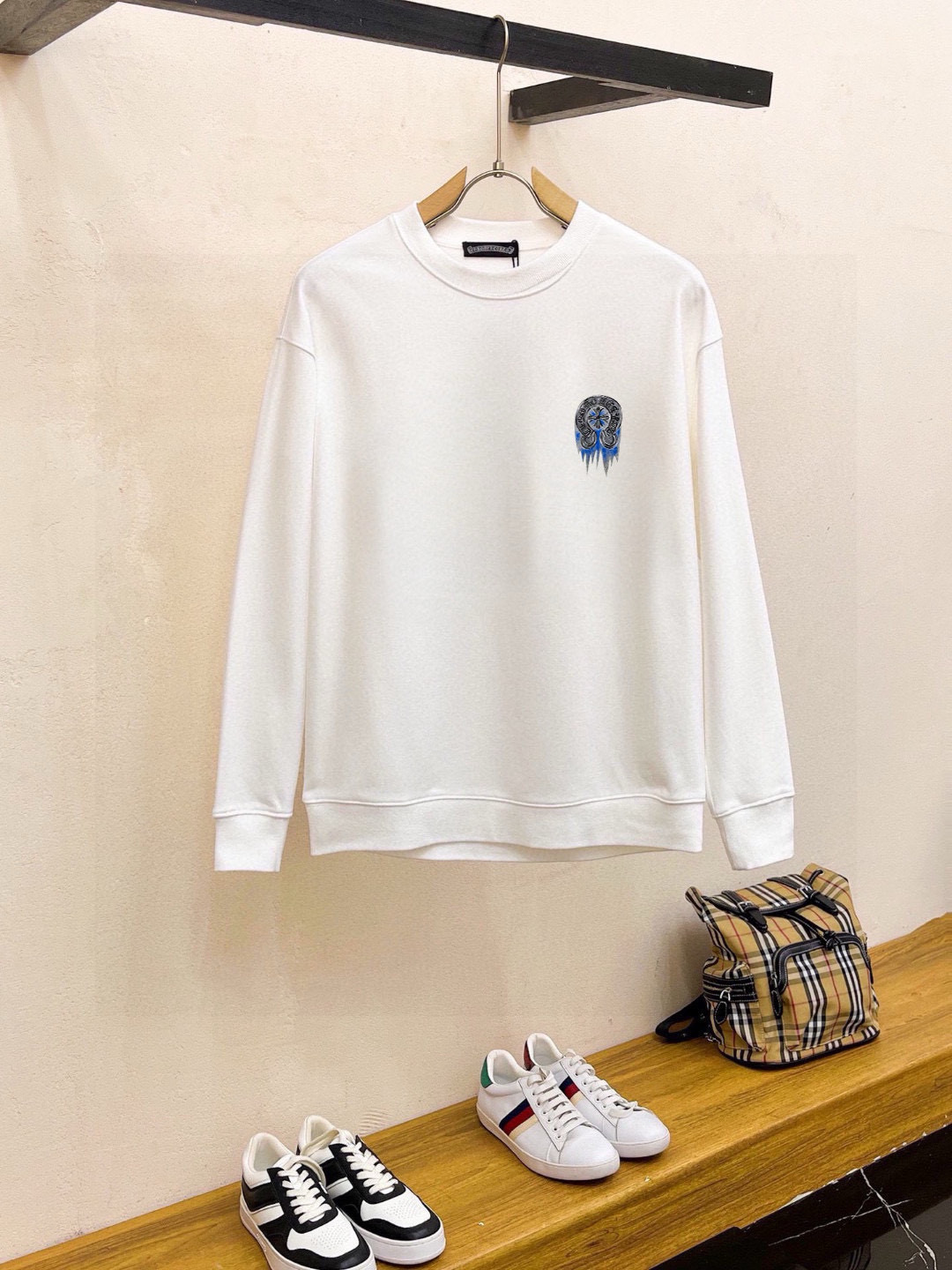 크롬하츠 2컬러 남자 맨투맨