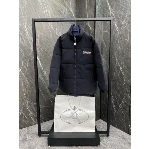 발렌시아가 남자 패딩