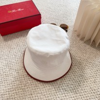 로로피아나 모자