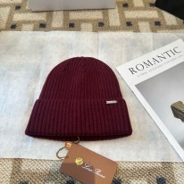 로로피아나 겨울 모자