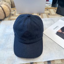 로로피아나 모자