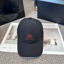 로로피아나 모자