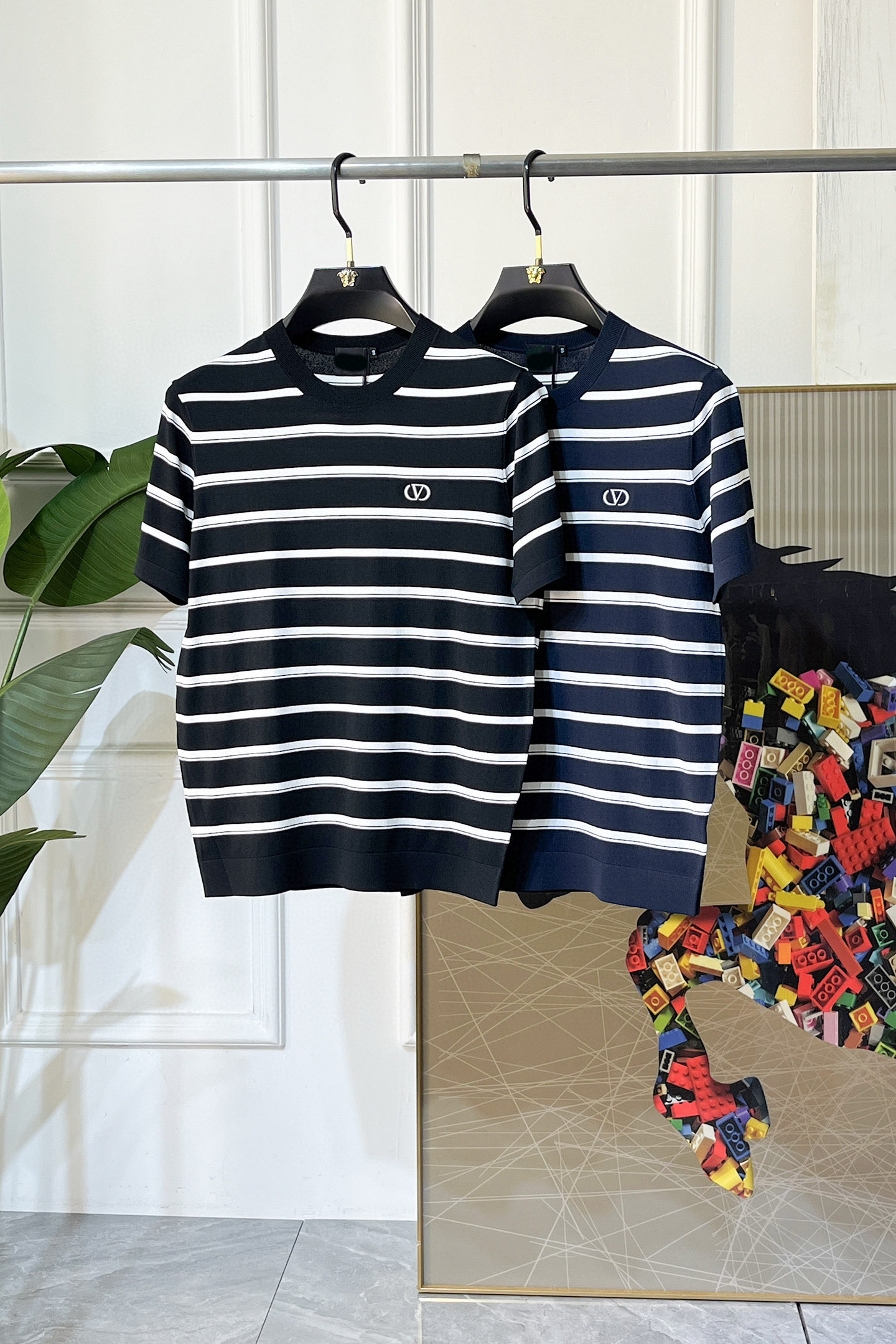 발렌티노 2컬러 남자 반팔티