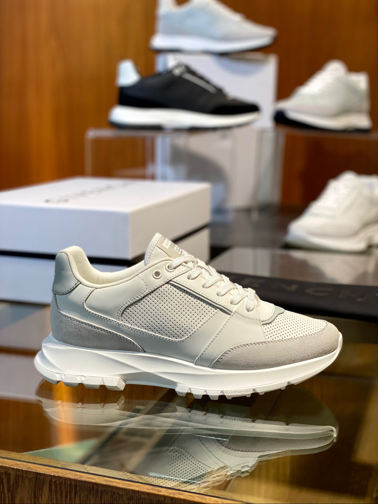 지방시 남자 신발 운동화 스니커즈