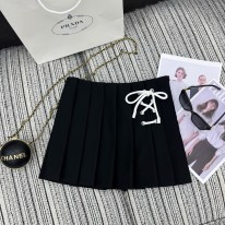 프라다 여자 치마